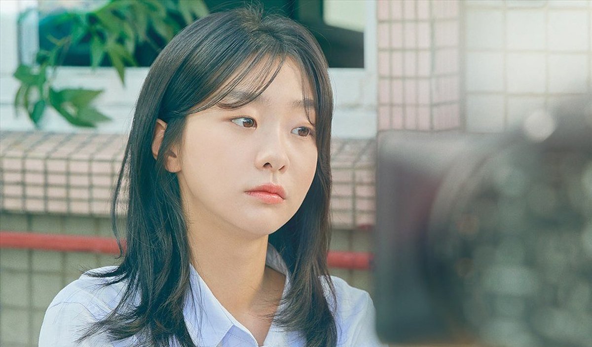 Kim Da-mi – Nữ diễn viên hot rầm rộ trên mạng xã hội nhờ tài năng diễn xuất vô cùng ấn tượng 6 Kim Da-mi là ai